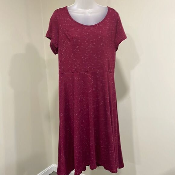 NWOT Torrid cranberry and white dress. Size 2 2X plus - Picture 1 of 9
